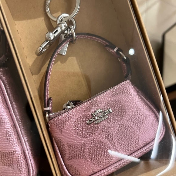 Coach Boxed Nolita 19 And Nolita Bag Charm Set CCK96 Pink/Rose Holiday - Picture 10 of 10